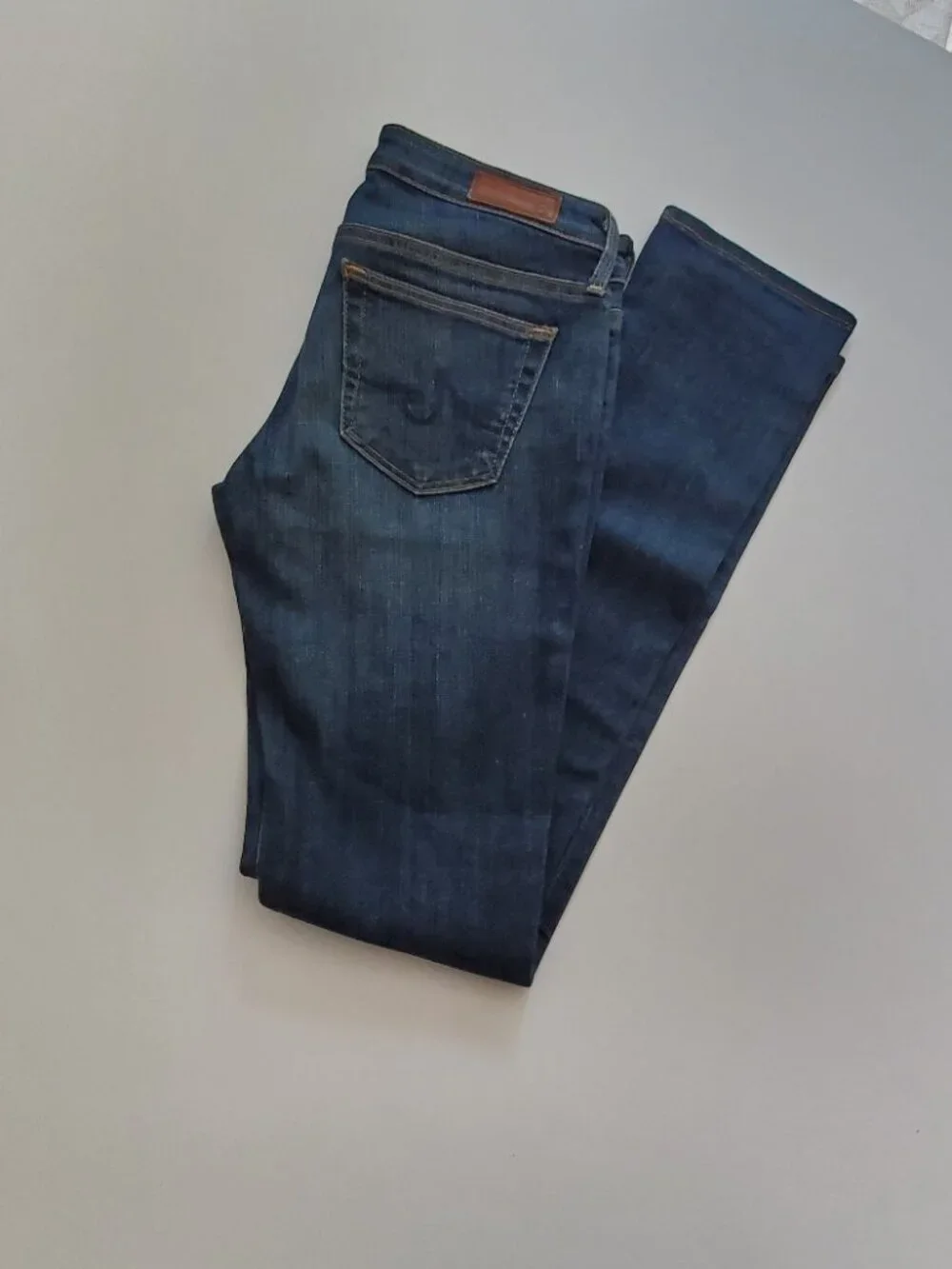 AG jeans the Stevie slim straight size 25R